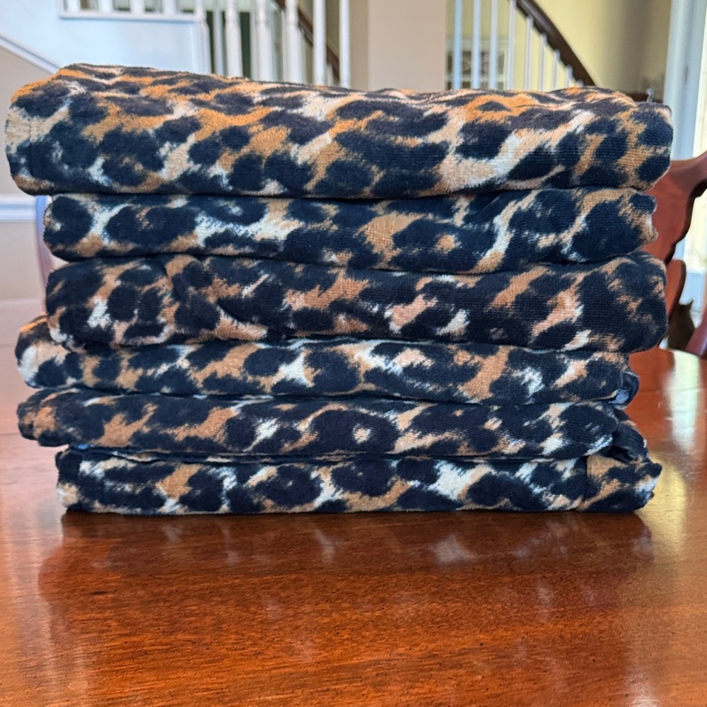 Set of Six (6) Leopard Print Cotton Towels - Picture 7 of 7